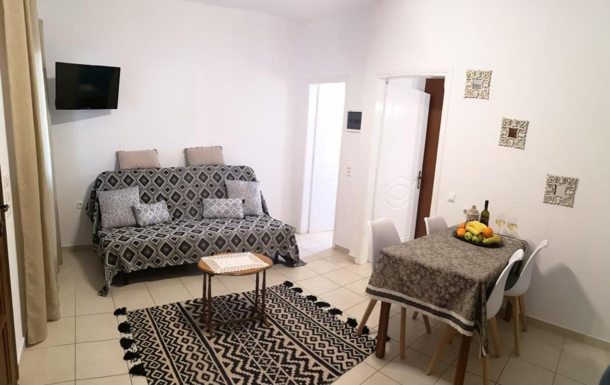Villa Perissa Thira エクステリア 写真