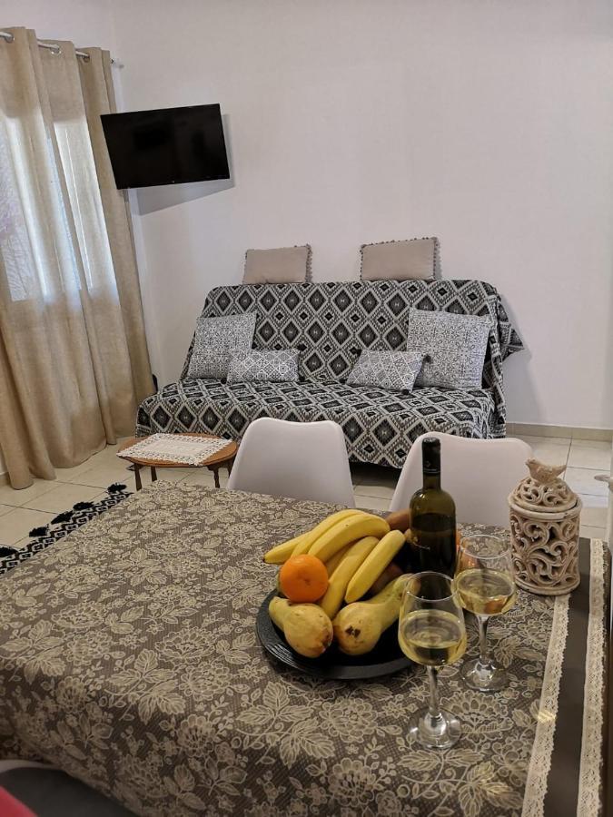 Villa Perissa Thira エクステリア 写真