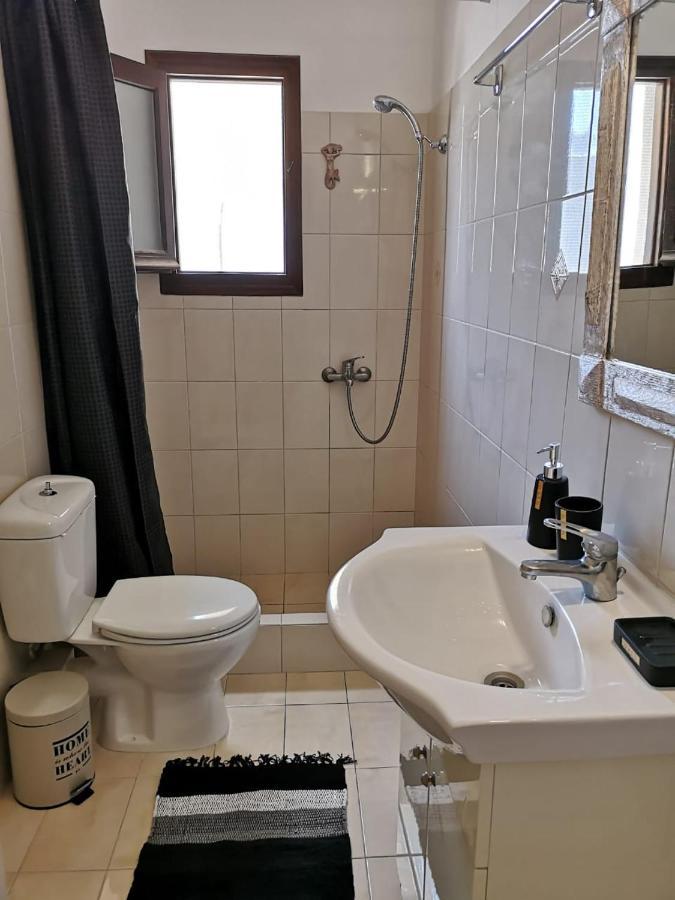 Villa Perissa Thira エクステリア 写真