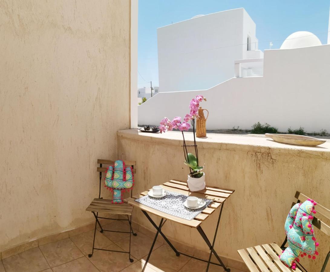 Villa Perissa Thira エクステリア 写真
