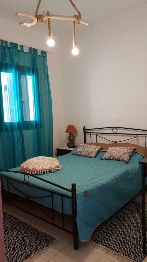 Villa Perissa Thira エクステリア 写真