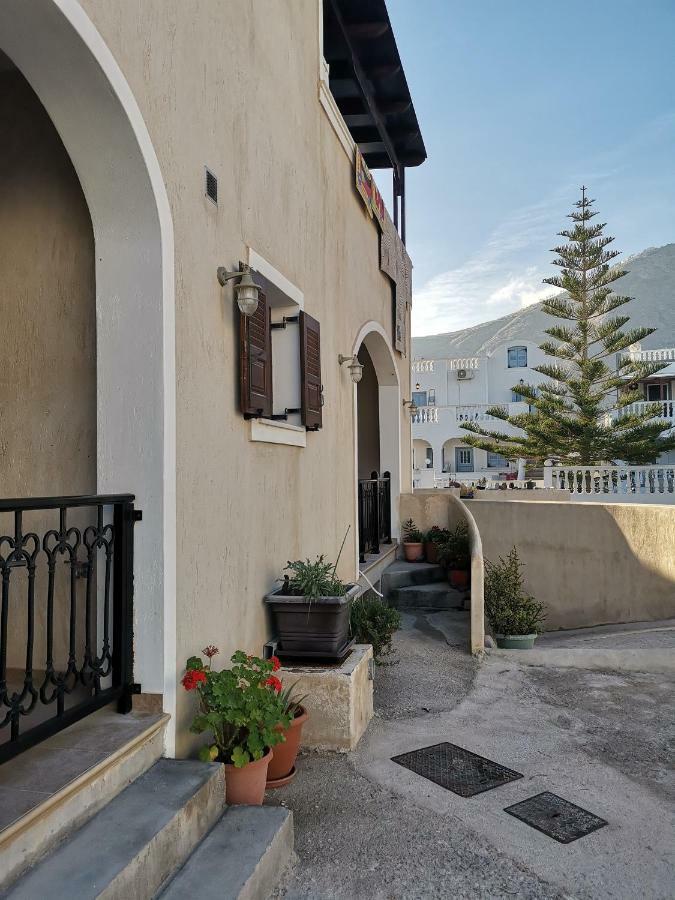 Villa Perissa Thira エクステリア 写真